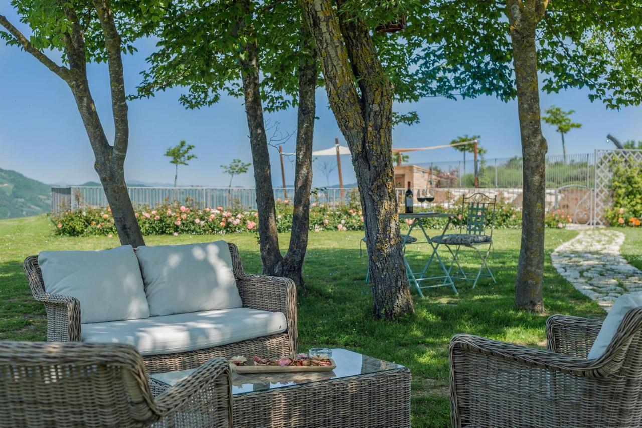 Вилла Casa Emanuela Fermignano Экстерьер фото