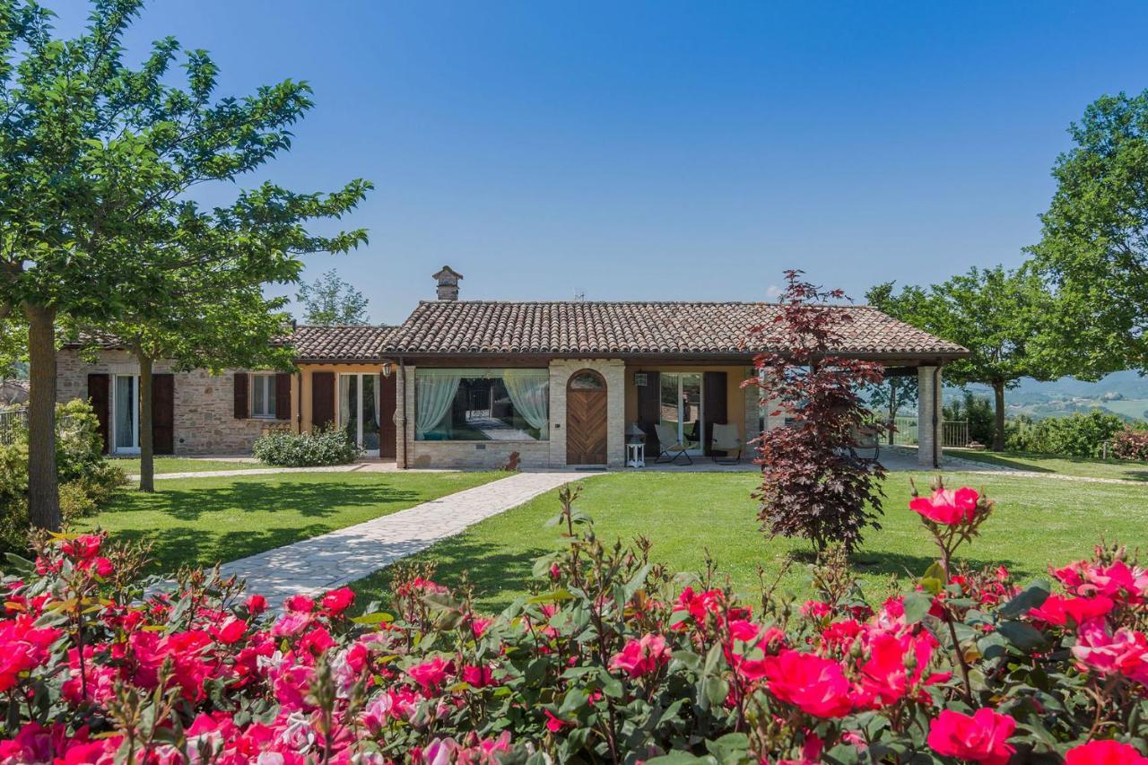 Вилла Casa Emanuela Fermignano Экстерьер фото
